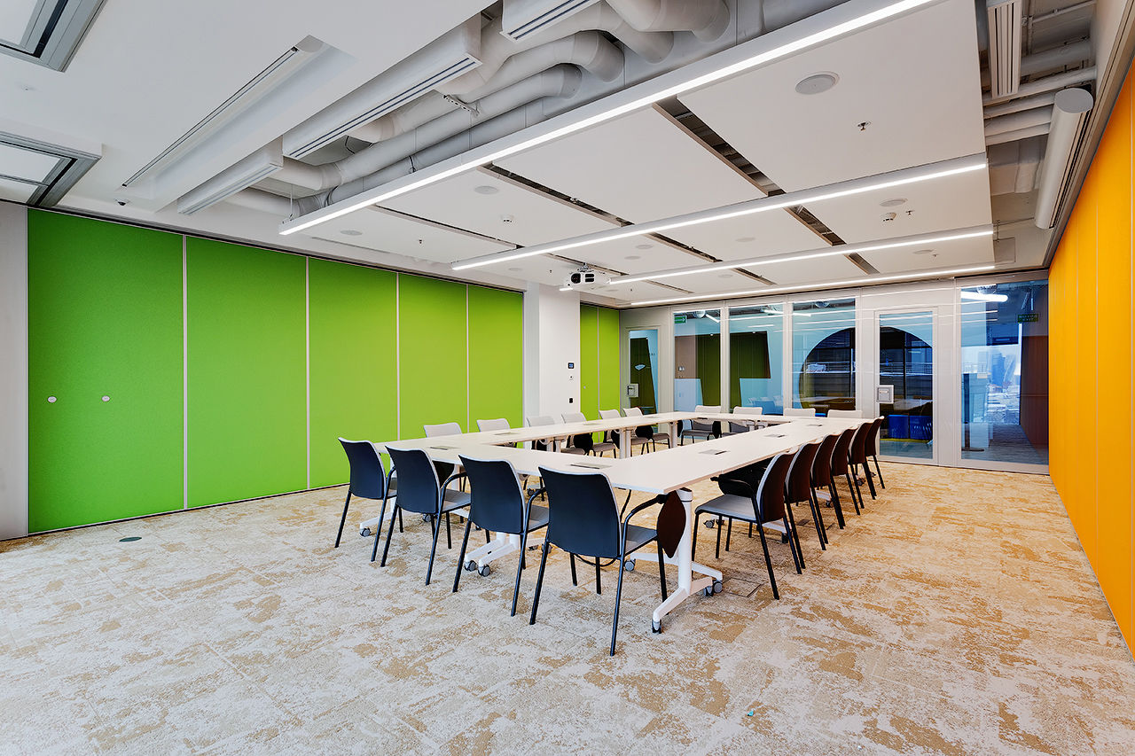 Фото Глухие раздвижные перегородки NAYADA Hufcor