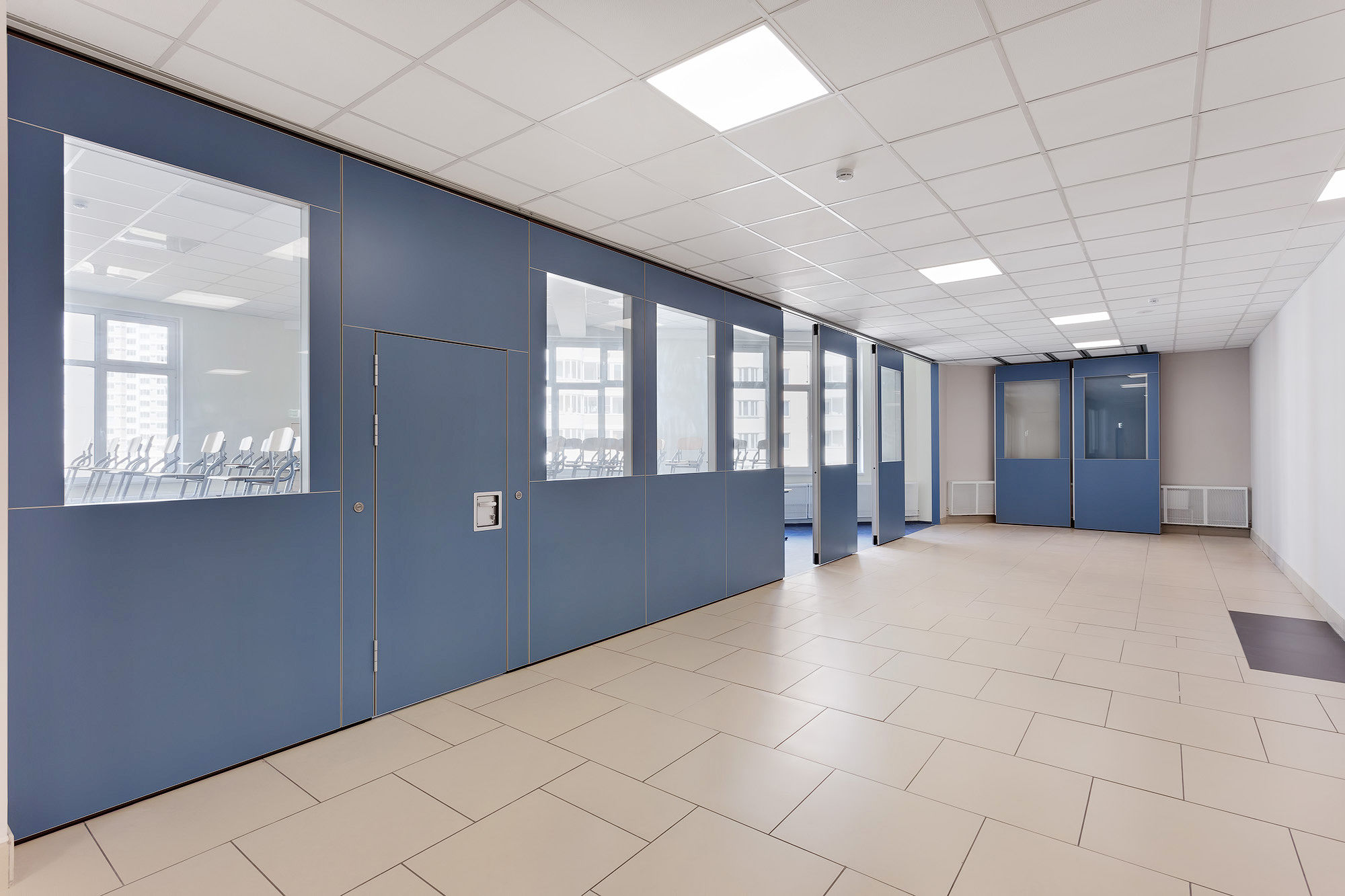 Фото Глухие раздвижные перегородки NAYADA Hufcor