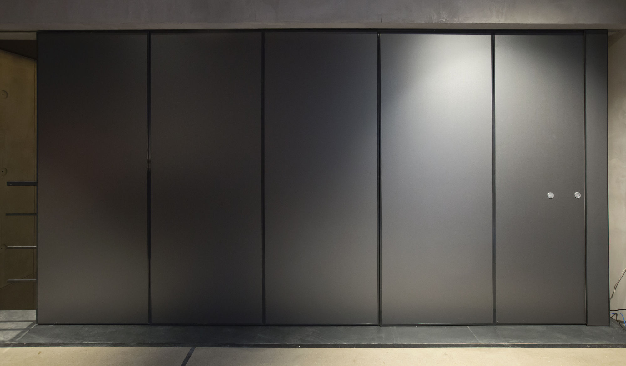 Фото Глухие раздвижные перегородки NAYADA Hufcor