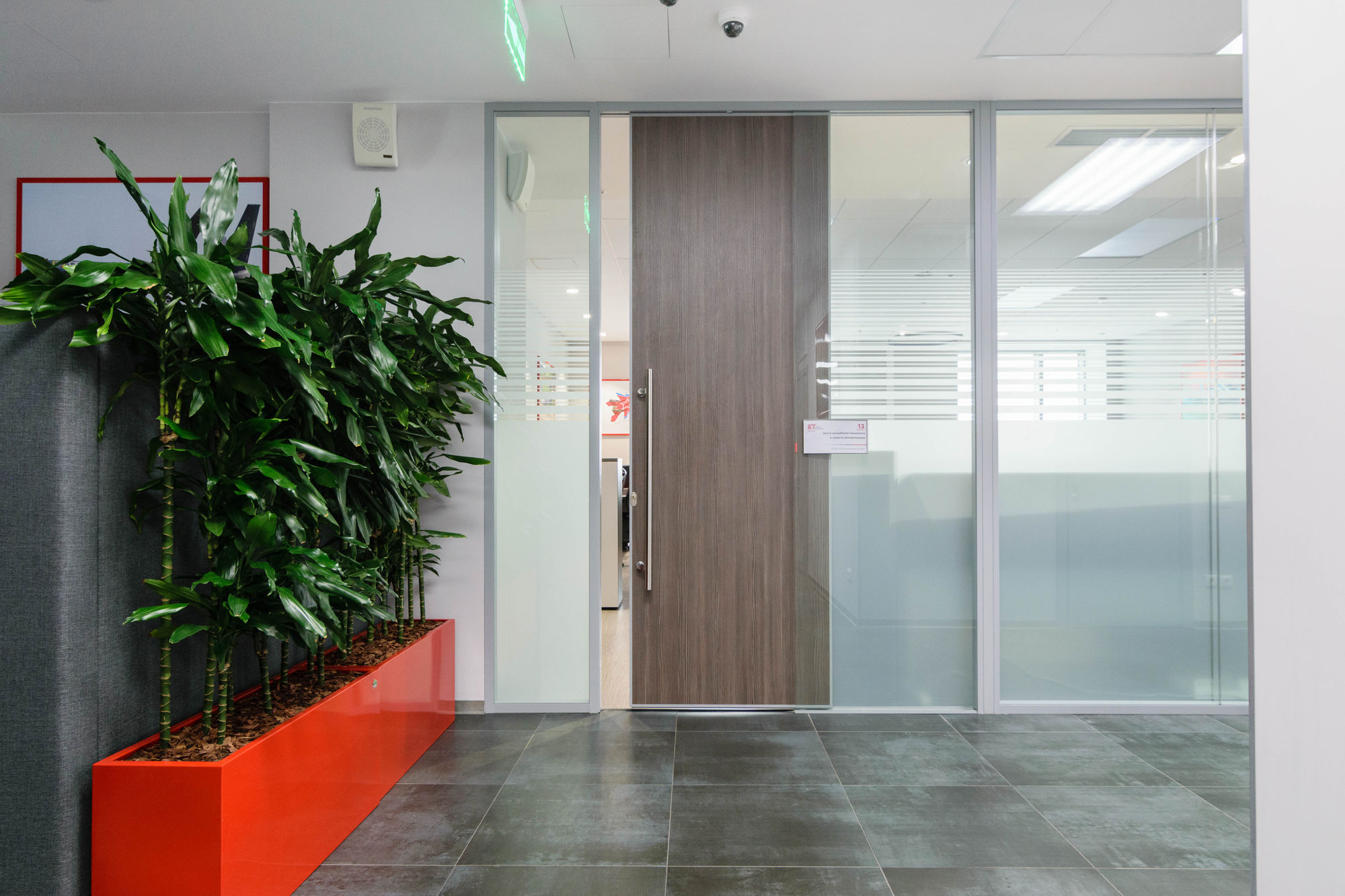 Фото Стационарные перегородки NAYADA-Twin со звукоизоляцией