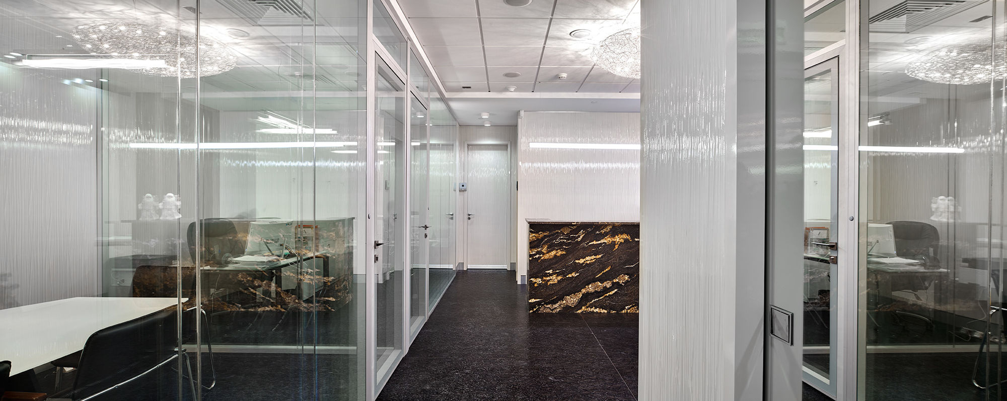 Фото Стационарные перегородки NAYADA-Twin со звукоизоляцией