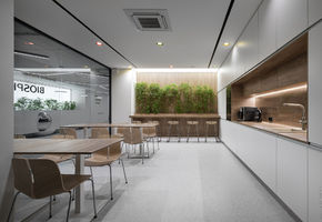 NAYADA-Twin в проекте Компания  NAYADA выиграла тендер на установку  перегородок в современном офисе компании Биосфера.